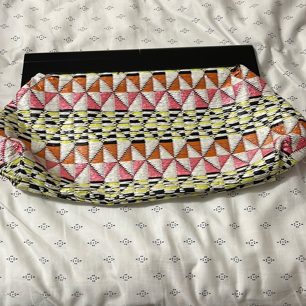 Used in excellent condition Nine West Clutch